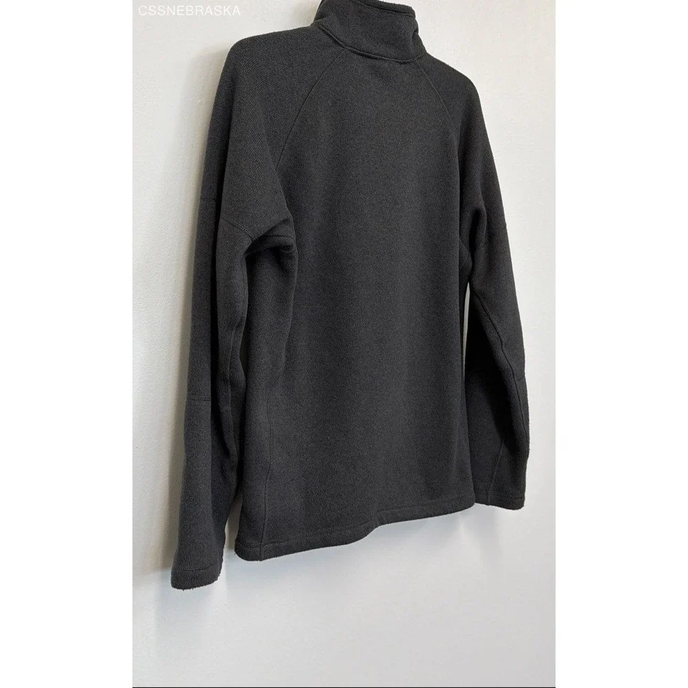 The North Face Gray 1/4 zip fleece pullover‎ - Size S/P